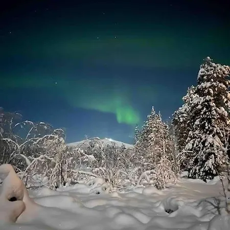 Keloparitalon Yllaes-naekymaellae Ja Paljulla Ylläsjärvi